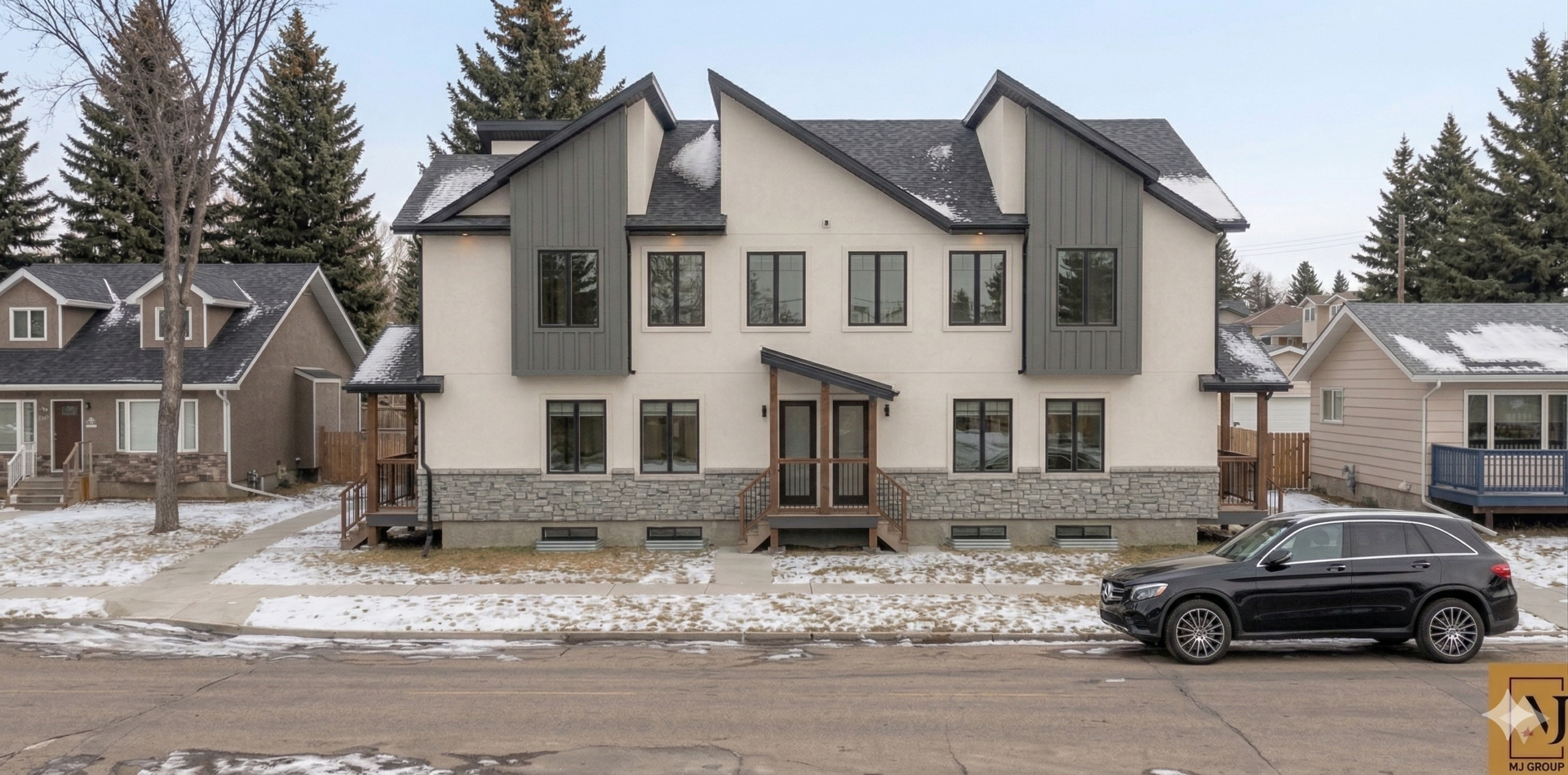 7+1 UNITS Building post thumbnail image